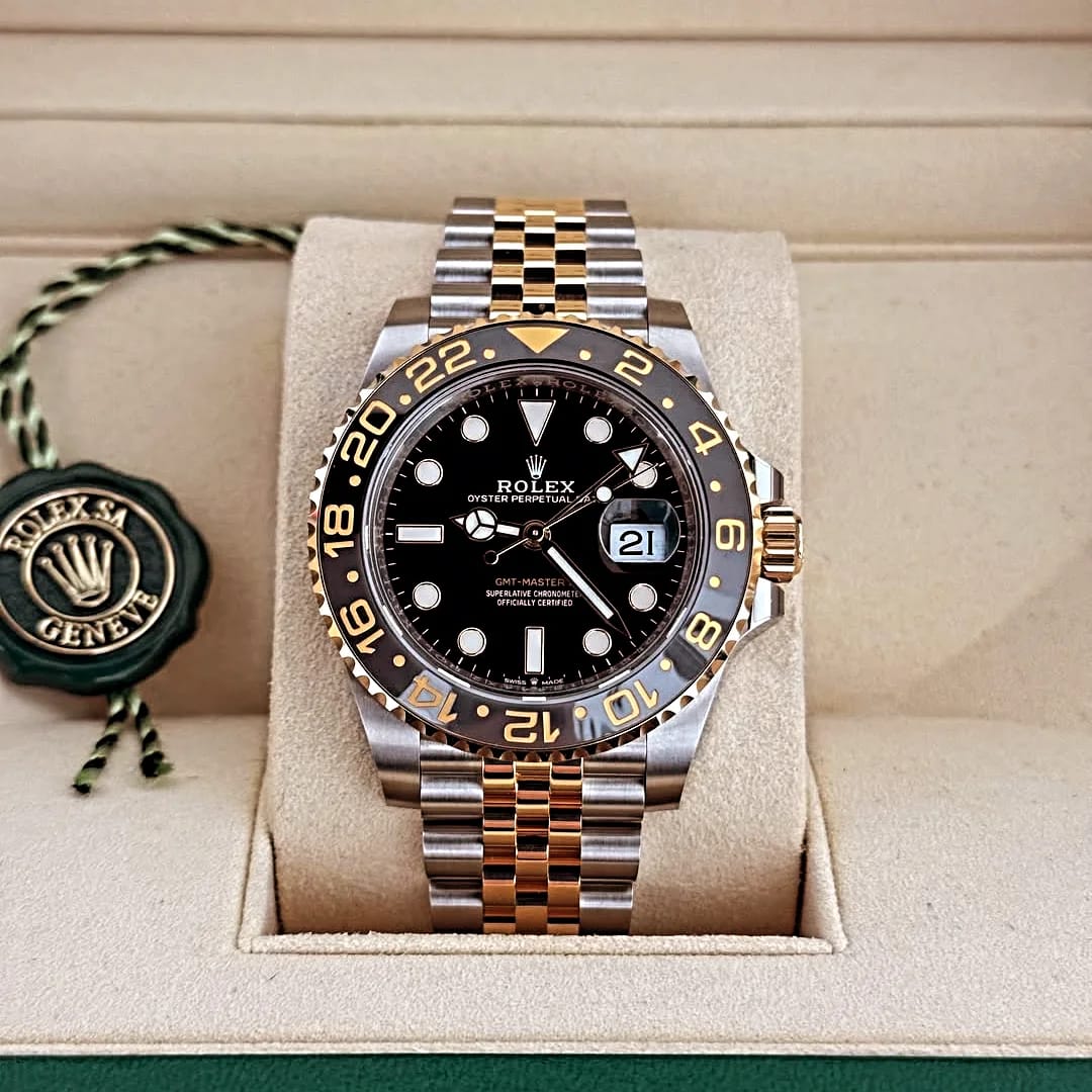 Rolex GMT-Master II – The Ultimate Travel Companion